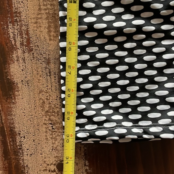 Capri leggings EUC - Picture 4 of 7